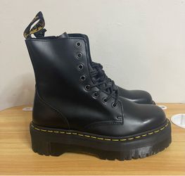 ✨New Dr. Marten Jadon Smooth Leather Platforms