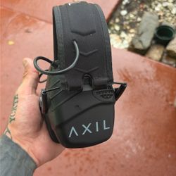 Axil Trackr Electronic Earmuffs (NRR 25)