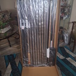 Large door way pet Gate  80$