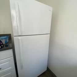 MIDEA 18cu Refrigerator 