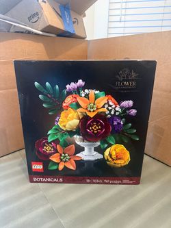 Lego Botanicals Flower Arrangement