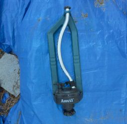 Anvil Lawn Sprinkler For Sale!