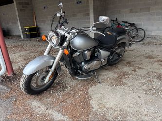2006 Kawasaki Vulcan 900 Classic