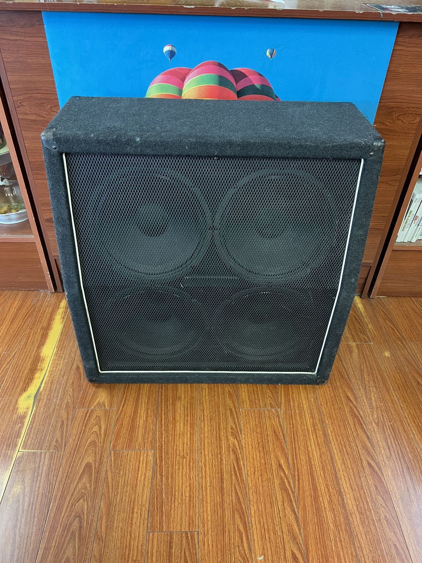 Carvin V412 4x12 Guitar Amplifier Speaker Cabinet