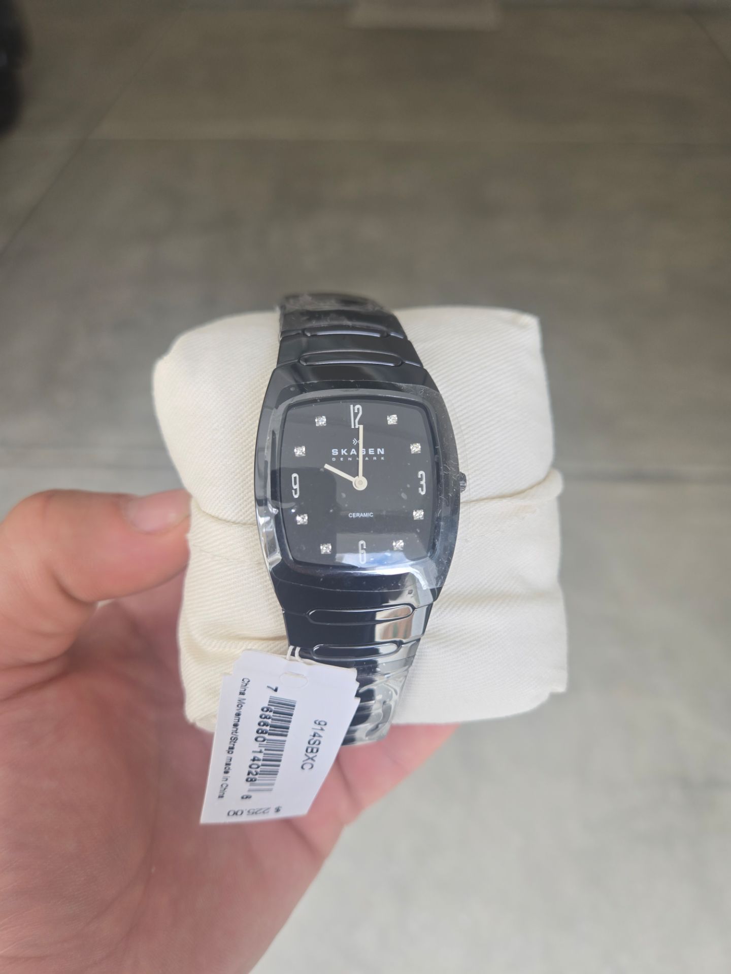 Ceramic watch, unisex