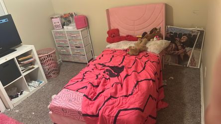 Twin head board w/ frame