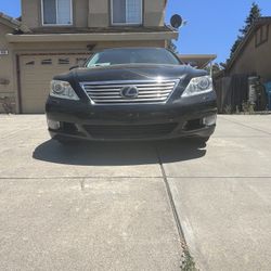 2012 Lexus Ls460L
