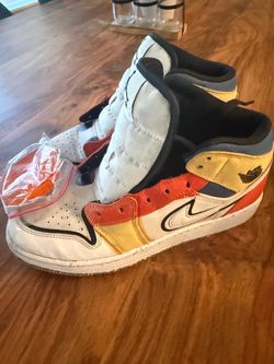 Unique Kids Nike Jordan high tops Size 6 & 6.5