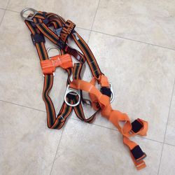 Miller Safety Harness Model E552/UORU