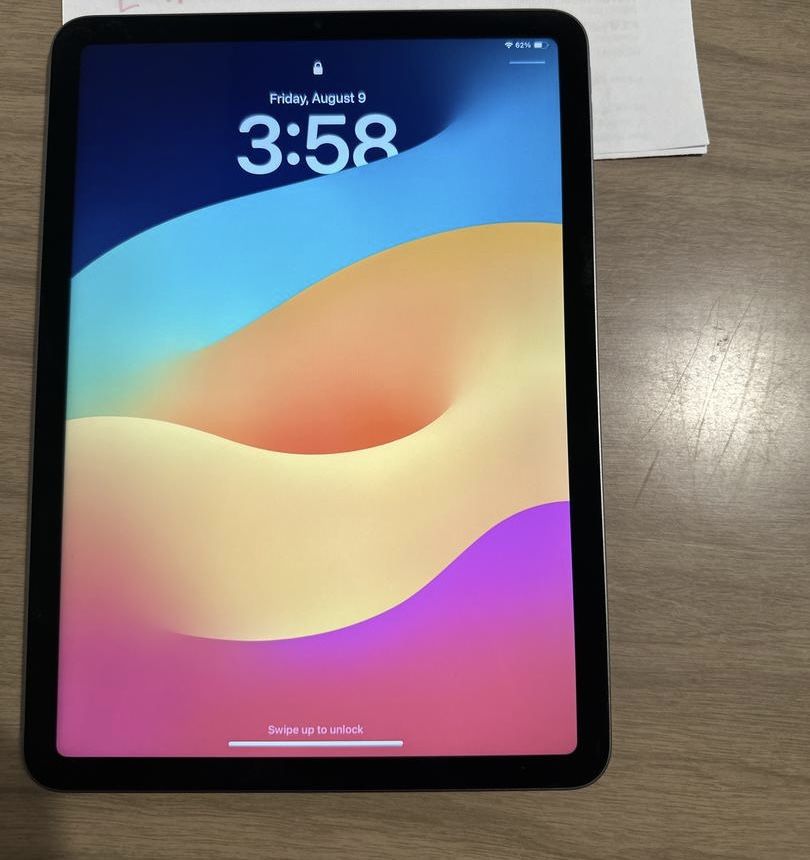 Ipad Air 5th Gen- 64 gb- Space Gray