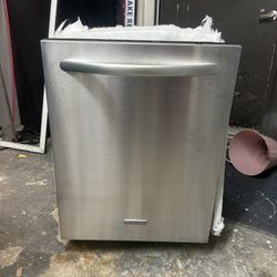 Stainless Steel KitchenAid Dishwasher. 