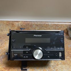 Pioneer Car Radio 