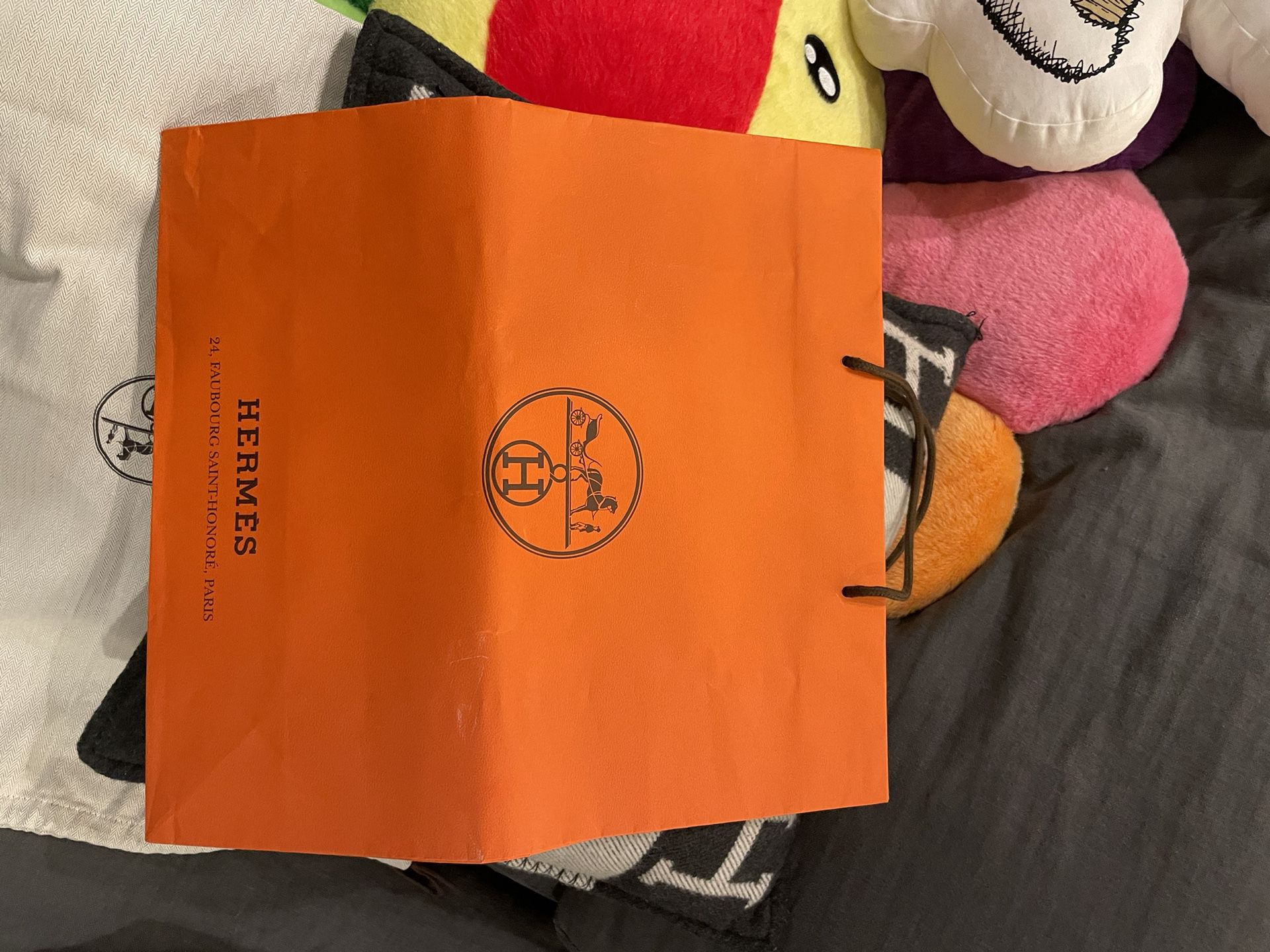Authentic Hermes Avalon Throw Pillows Grey Color Palette for Sale in  Irwindale, CA - OfferUp