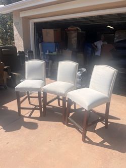 Bar stool chairs
