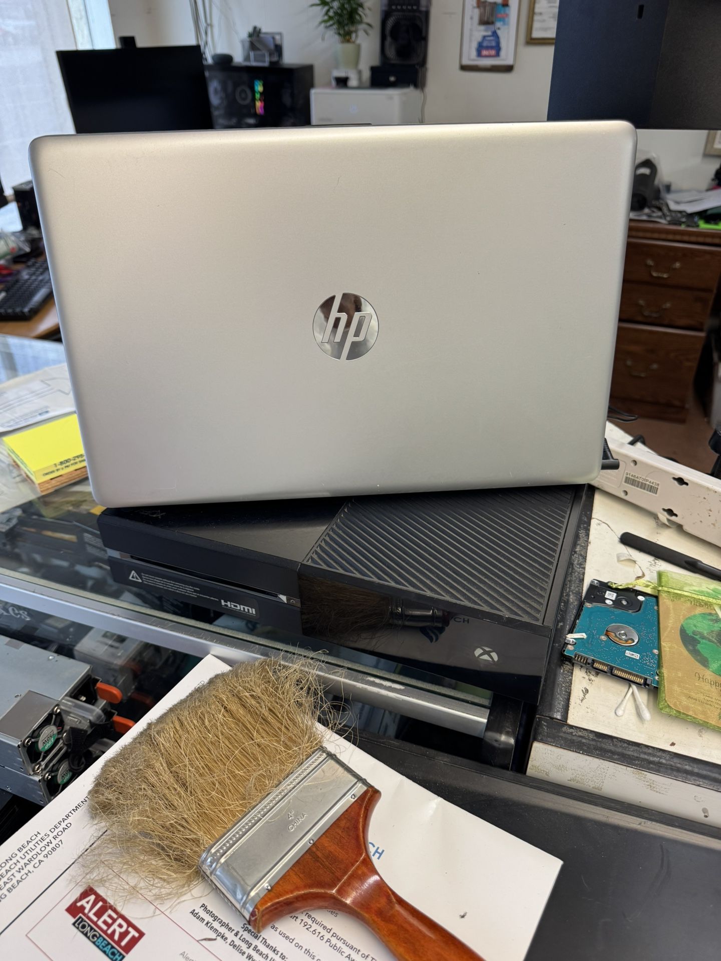 HP 15-db0031nr Laptop – AMD A9-9425, 8GB RAM, 128GB SSD, 15.6” Screen. Windows 10 Home installed and ready to go. Fast boot-up, great for everyday use