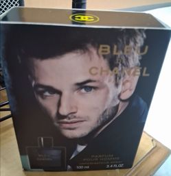 Men's cologne