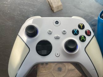Xbox 360 controllers