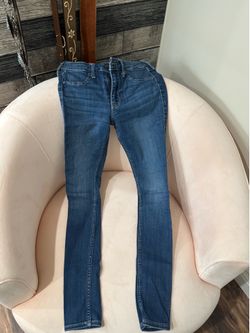 Women’s Hollister Jeans - 0 Short  24x26size