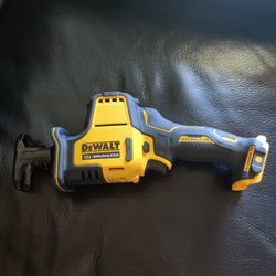 Dewalt Extreme DCS312 12 V Brusless Compacr Reciprocating Saw