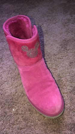 Mickey Ugg boots size 7.5