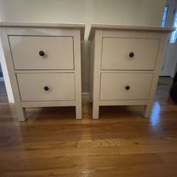 2 IKEA Hemnes Nightstands