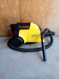 Shop vacuum