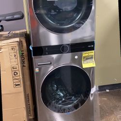 LG WKE100HVA WashTower Laundry Center