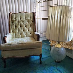 Oldschool Chairs An Lamps For Sale