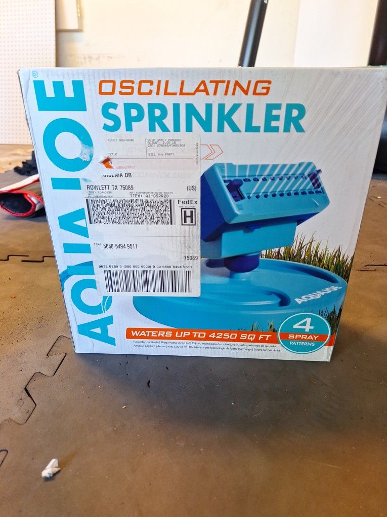 Oscillating Sprinkler $15
