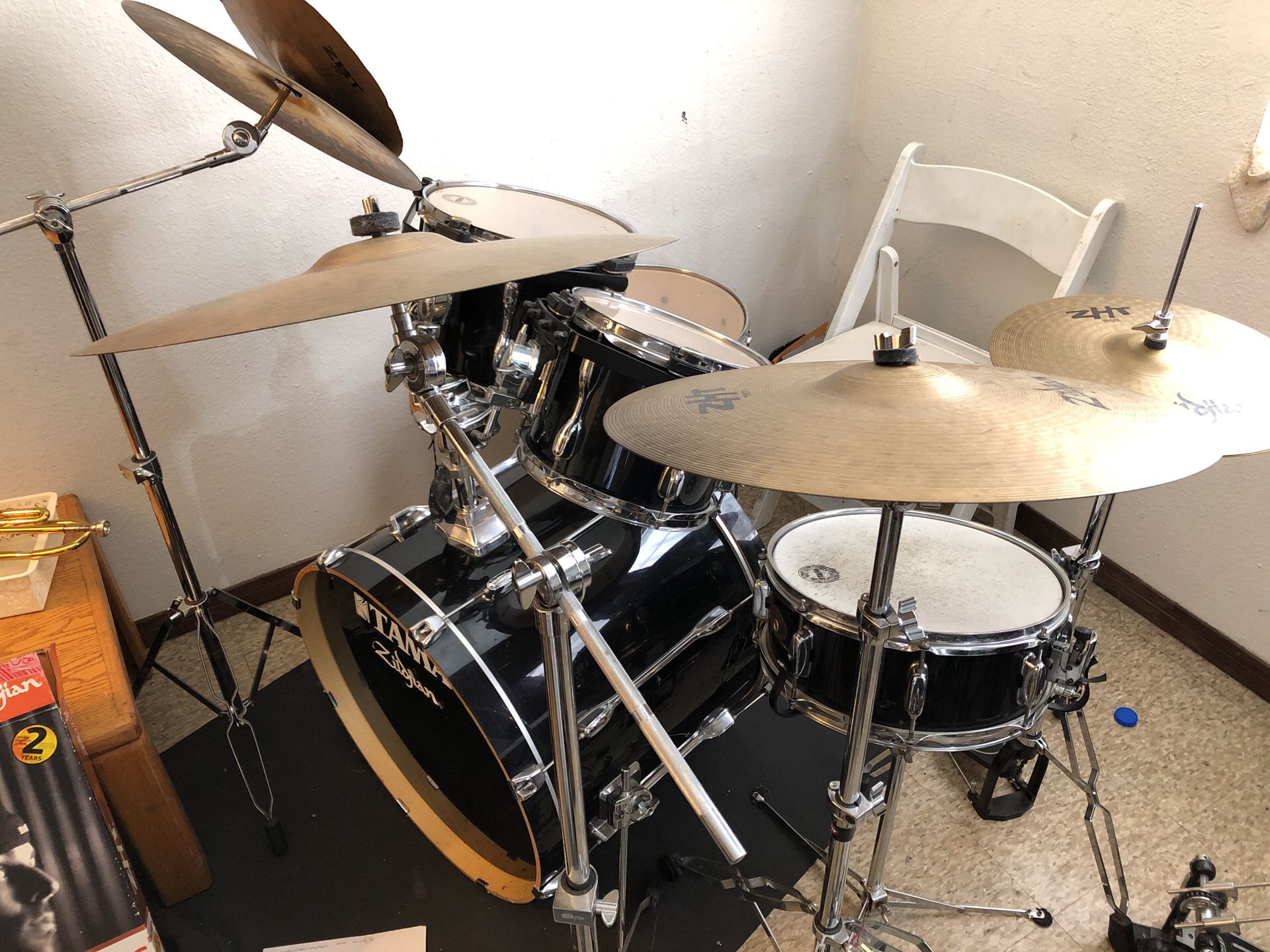 Tama complete drum set up with double bass pedal