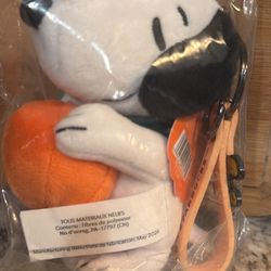 SEALED Starbucks Snoopy Woodstock Keychain