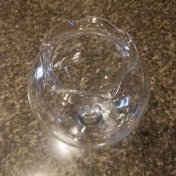 Clear glass round vase