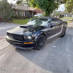 2008 Ford Mustang · V6 Premium 