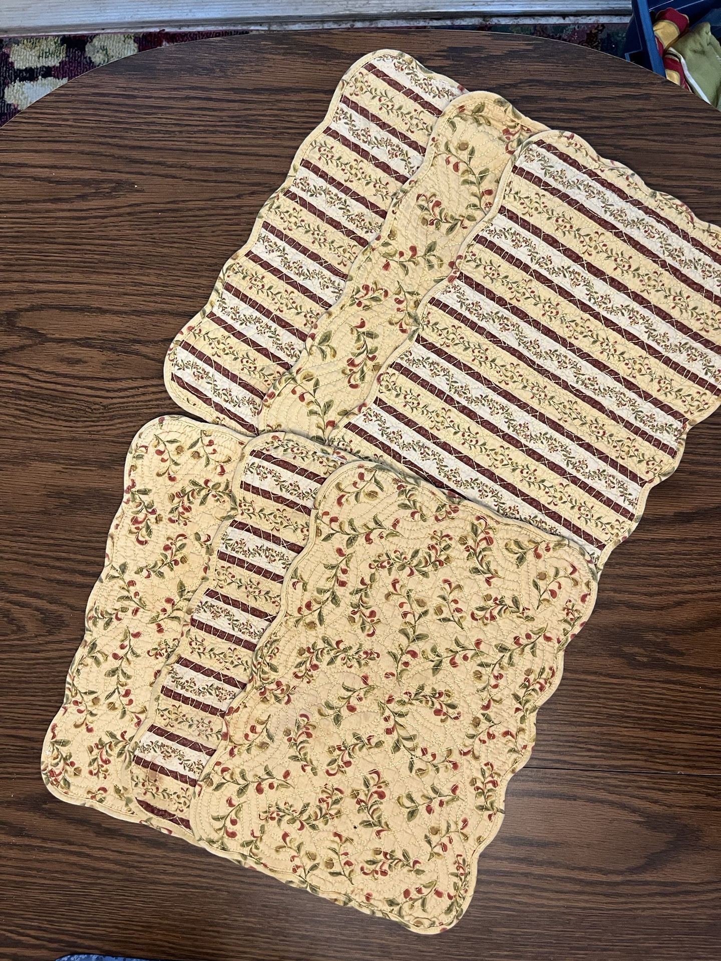 Quilted Reversible Placemats