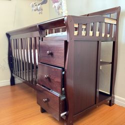 Cuna Con Gavetas Y Cambiador (Colchon Incluido)