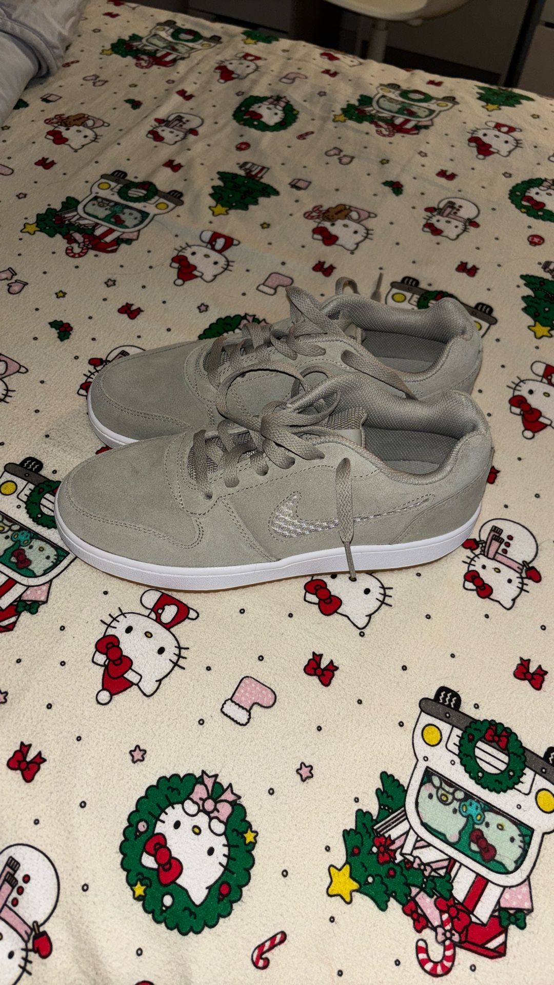 Nike Women’s Low Sneakers