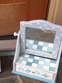 Small mirror with drawer