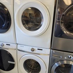 New Dented Samsung 4.5cu Ft Front Load Washer And Stackable Electric 220volt Dryer Set 