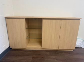 Gabinete buffet de 60” con luces LED