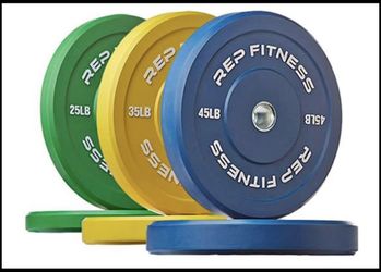 Rep Fitness almost brand new Bumper Plates