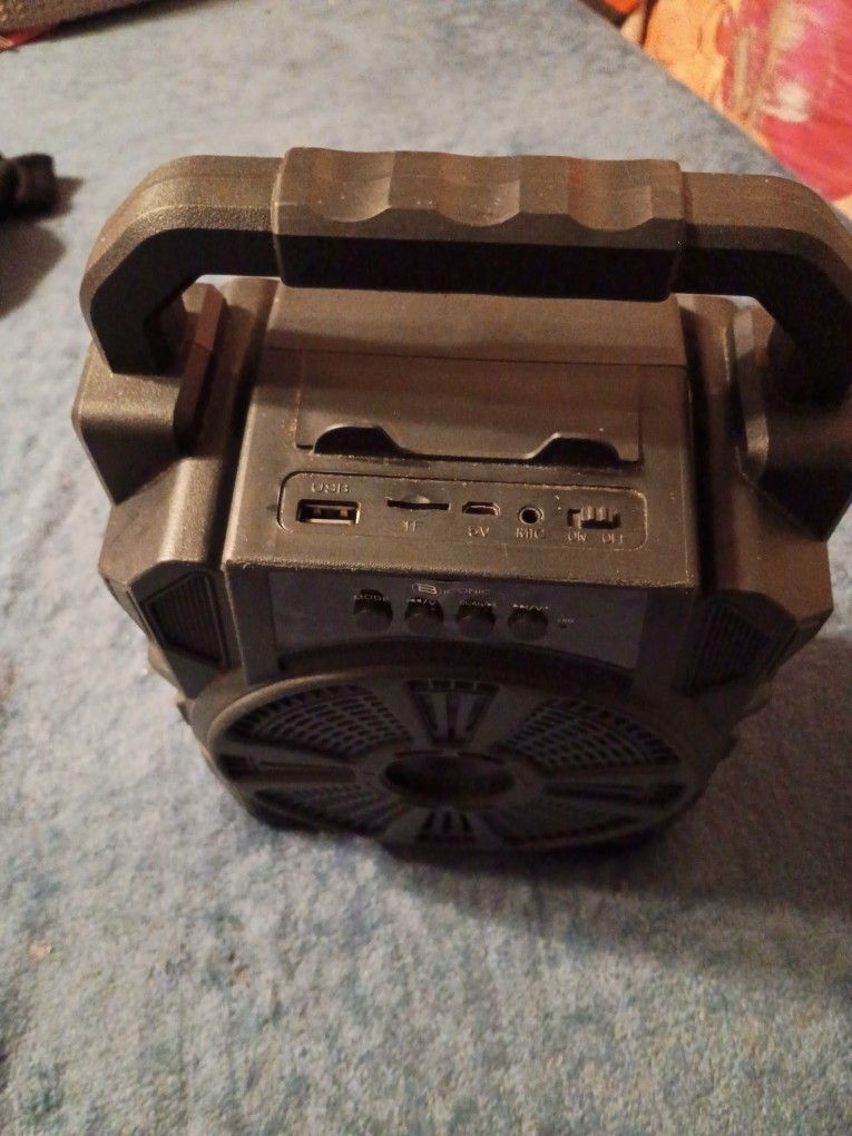 Bluetooth Speaker 