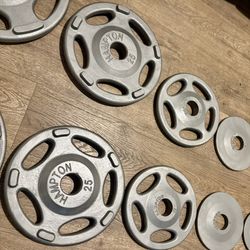 Hampton Olympic Weight Plates Full Set 45s new The Rest In New Condition (reconditioned) 245 lbs