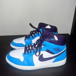 Jordan 1 Mid Hornets Size 12