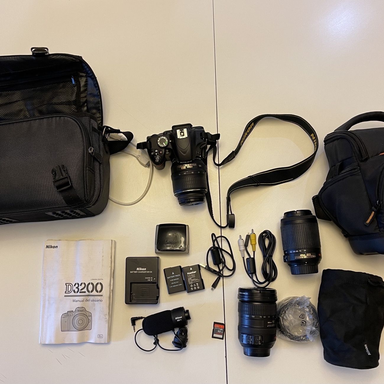 Nikon D3200 Complete Set