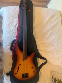 Ibanez Fretless Bass