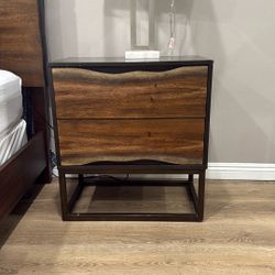 Nightstand 