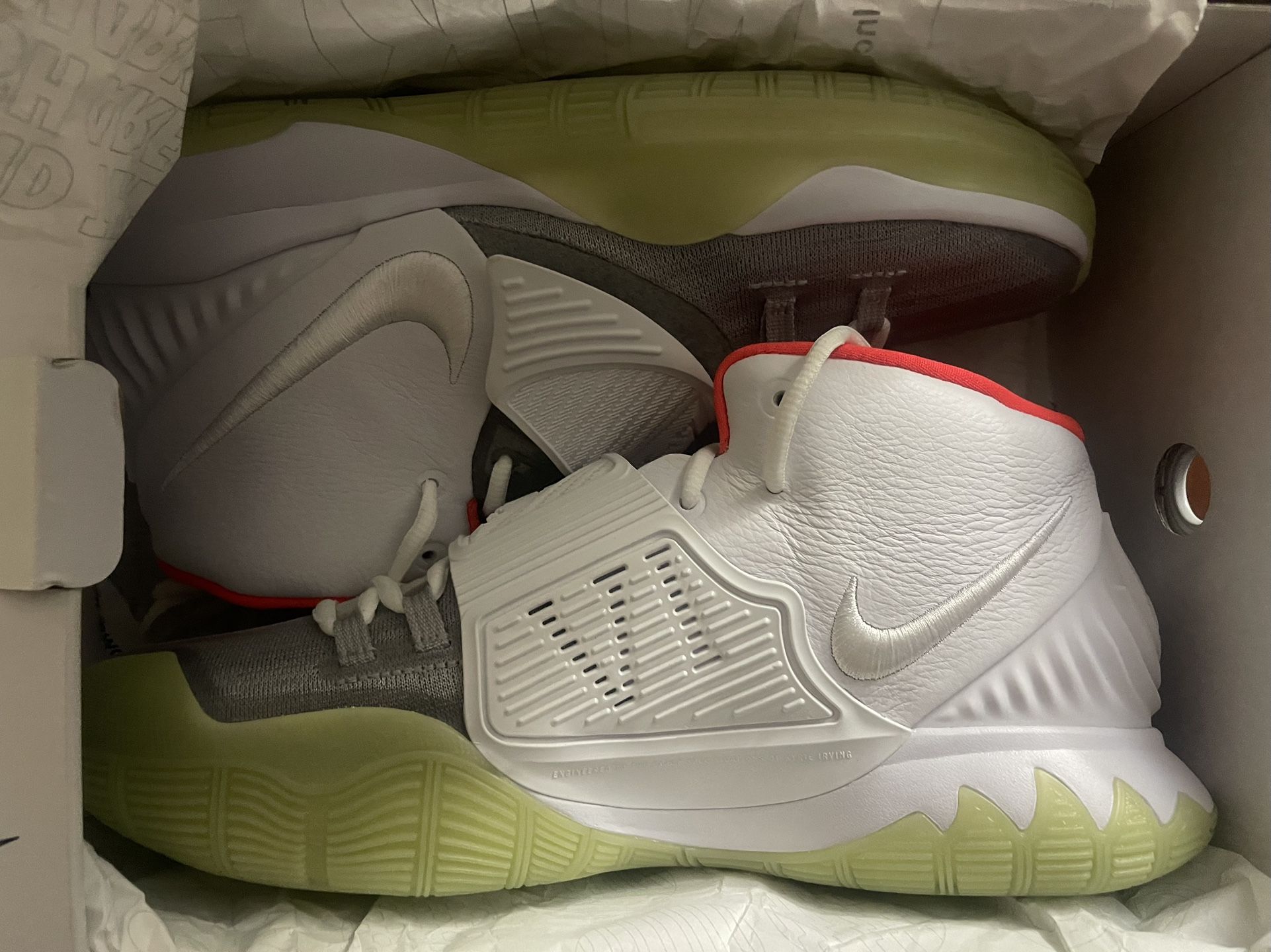 Ds Nike Kyrie 6 NBY Yeezy Sz 11.5