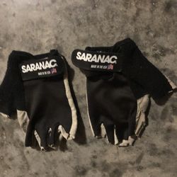 Bike gloves: stretch spandex and suade-fis small and medium hands