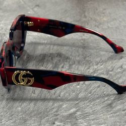 Gucci GG1421S Rectangle Frame Shape Red/Blue Multicolored Cat Eye Thick Chunky Italy Sunglasses Box Booklets