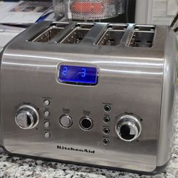 KitchenAid KMT423OB 4-Slice Toaster with One-Touch Lift/Lower and Digital Display